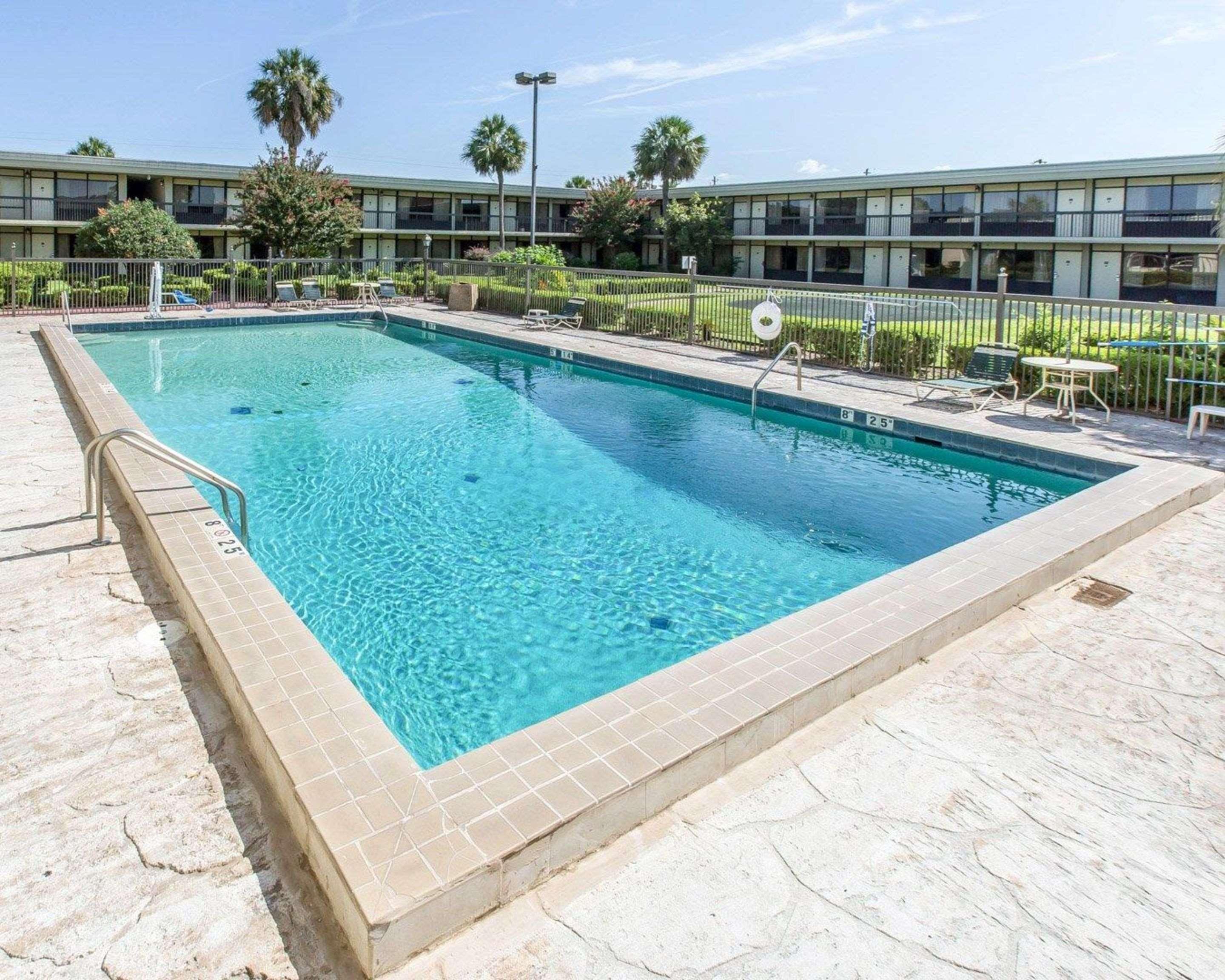 Quality Inn & Suites Waycross Exteriér fotografie
