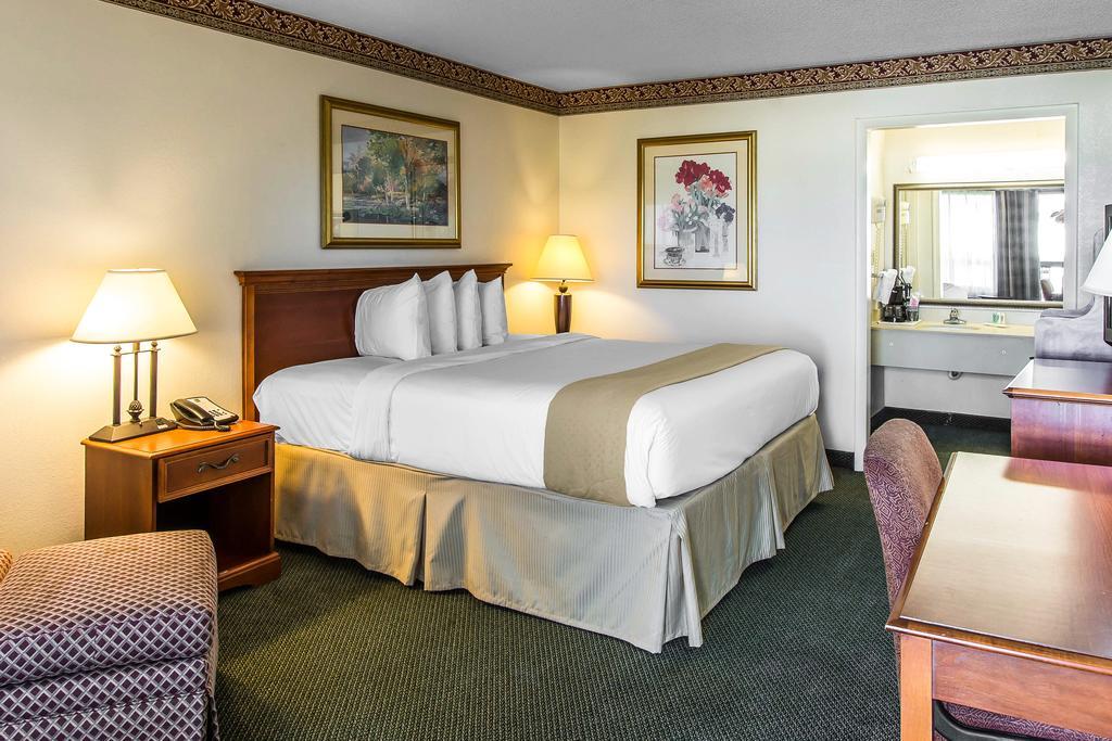 Quality Inn & Suites Waycross Exteriér fotografie